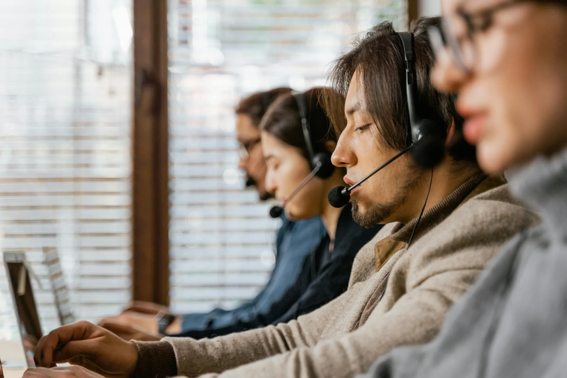 Fuego Leads: Quadrupling Response Rates with Automated Personalized Outreach